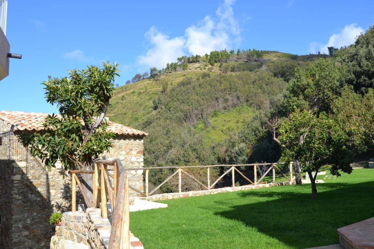 Borgo Rosso Di Sera Resort San Lucido Eksteriør bilde